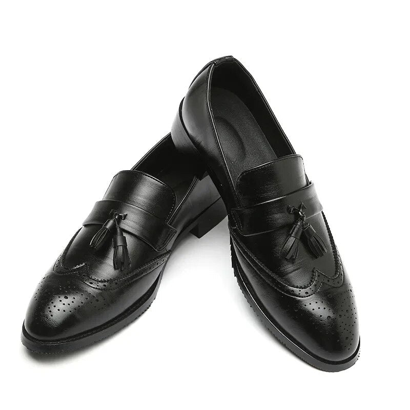 Brogues classiche ortopediche da uomo con nappe - Nero